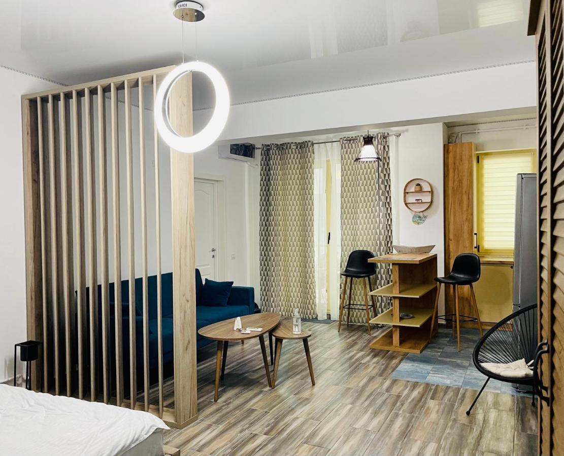 Luxury Studio - Maison 103 - Stefan Building Complex Apartment Navodari Exterior photo